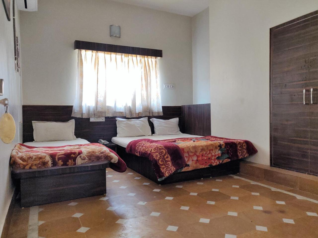 Hotel Leela Nikunj Jaisalmer Exterior photo